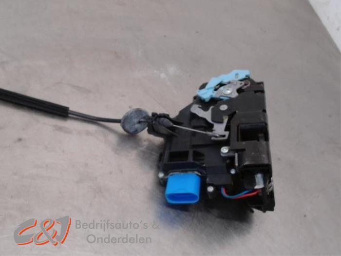 Deurslot Mechaniek 2Deurs rechts van een Volkswagen Caddy, Auto-onderdelen, Carrosserie en Plaatwerk, Volkswagen, Gebruikt, 3 maanden garantie