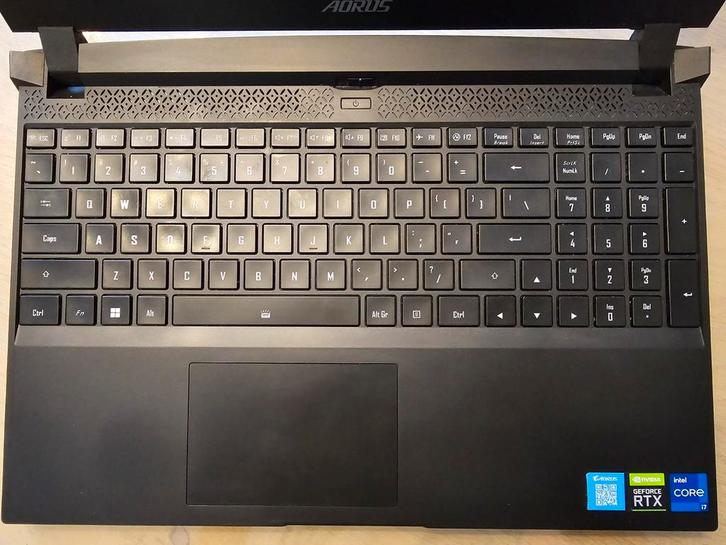 Gigabyte AORUS 5 Gaming Laptop - i7 12700H | RTX 3070 | 1TB, Computers en Software, Windows Laptops, Zo goed als nieuw, 15 inch