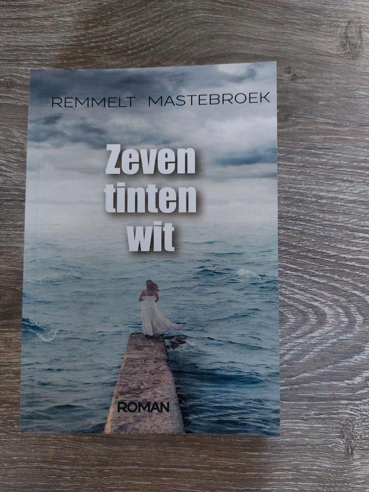 Remmelt Mastebroek - Zeven tinten wit - 2018, Boeken, Romans, Zo goed als nieuw, Ophalen of Verzenden
