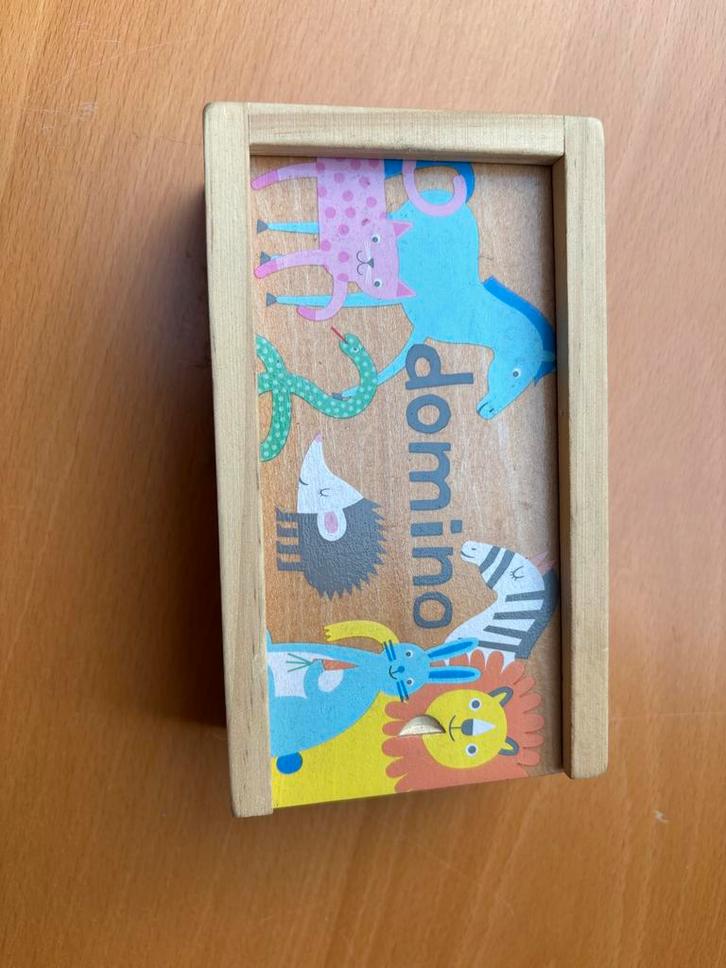 Dieren Domino Spel Compleet, Hobby en Vrije tijd, Gezelschapsspellen | Bordspellen, Zo goed als nieuw, Drie of vier spelers, Reisspel