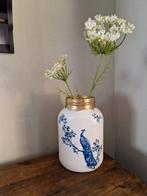 Vaas  pauw Delfts Blauw, Huis en Inrichting, Woonaccessoires | Vazen, Ophalen, Blauw, Aardewerk of Porselein, Zo goed als nieuw