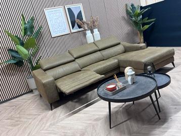 ZGAN Hoekbank met Elektrische Lounge - Groen - 265 x 165 beschikbaar voor biedingen