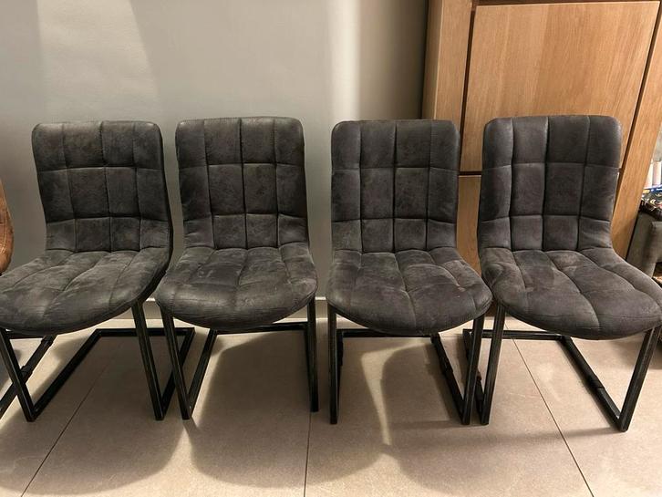 Eetkamerstoelen van Goossens type Steven, Huis en Inrichting, Stoelen, Zo goed als nieuw, Vijf, Zes of meer stoelen, Overige kleuren