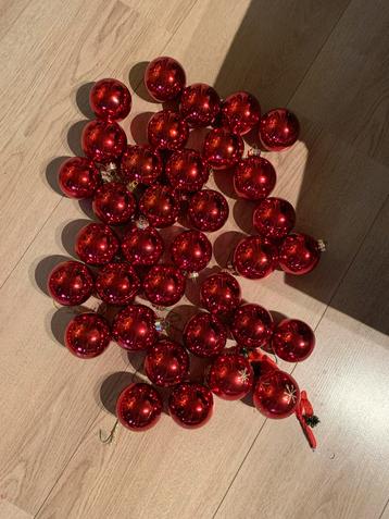 Kerstversiering voor in de kerstboom beschikbaar voor biedingen