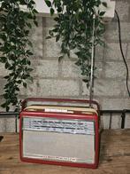 Vintage Radio's uit de jaren 60 omgebouwd tot bluetooth radi, Audio, Tv en Foto, Radio's, Ophalen, Radio