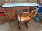 Vintage houten bureau met stoel van Piet Zwart Dutch Design, Ophalen, Gebruikt, Bureau
