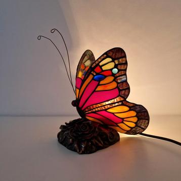 glas in lood vlinder lamp Tiffany stijl vlinderlamp beschikbaar voor biedingen