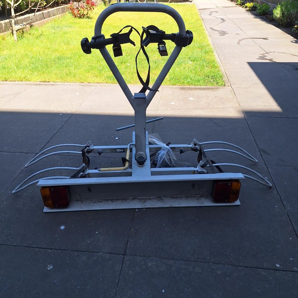 Stevige fietsdrager voor trekhaak - Gebruikt, Ophalen, 2 fietsen, Gebruikt, Trekhaakdrager