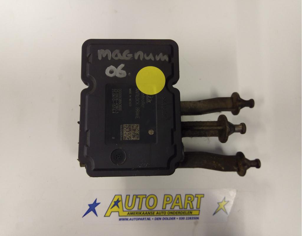 Chrysler 300C ABS pomp 2006-2007, Auto-onderdelen, Gebruikt, PO Box 21-8004 | Auburn Hills, MI 48321-8004, Chrysler, Ophalen of Verzenden