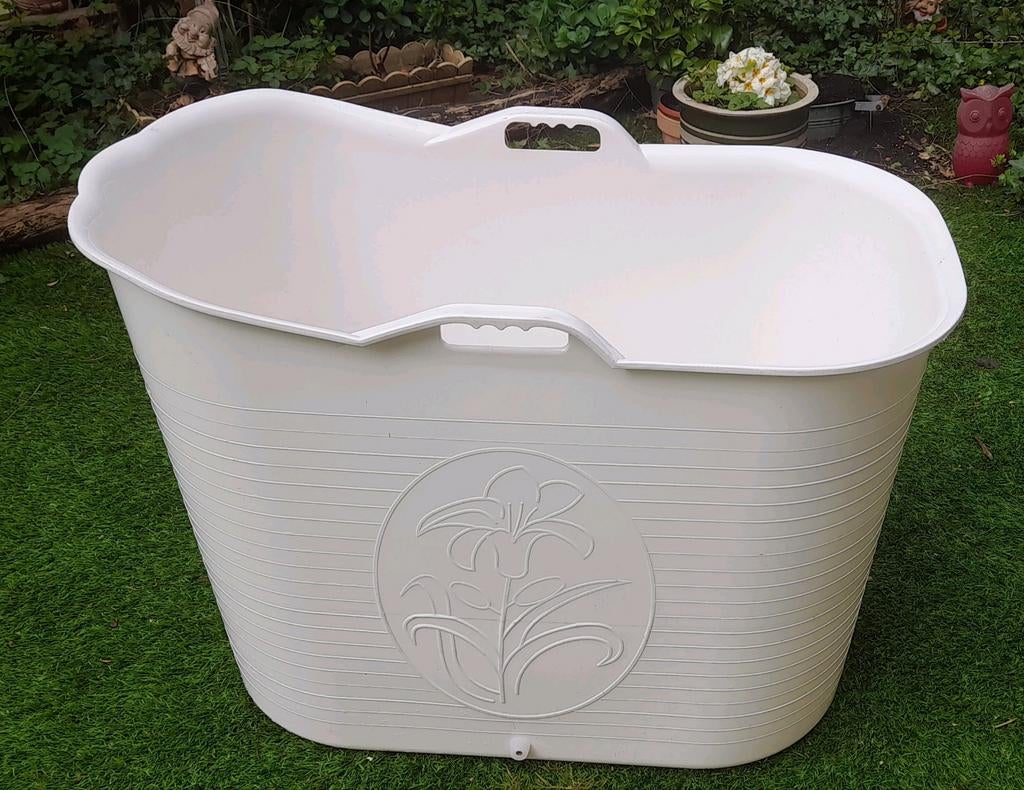 Bucket bath / kunstof bad, Ophalen