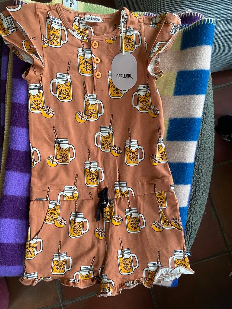 Leuke nieuwe korte jumpsuit CarlijnQ mt 134/140, Verzenden, Nieuw, Meisje, Broek