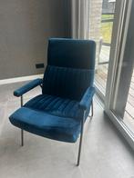 Koningsblauwe fluwelen fauteuil, Ophalen, 75 tot 100 cm, Zo goed als nieuw, 75 tot 100 cm