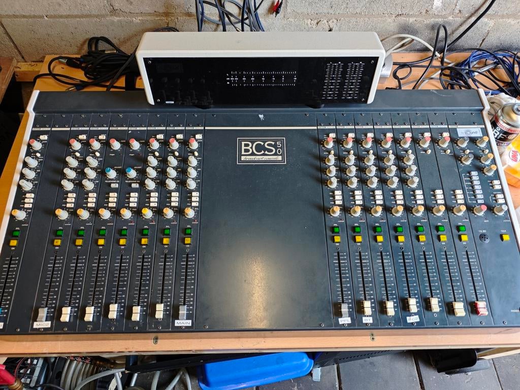 Gevraagd Dateq BCS 25, 50 en 70 of 100 mengpaneel, Muziek en Instrumenten, Mengpanelen, Ophalen of Verzenden, Gebruikt, 10 tot 20 kanalen