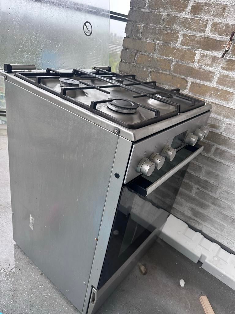 Vrijstaand Gasfornuis Bosch met Oven - 4 Pitten, Witgoed en Apparatuur, Fornuizen, Ophalen, Gebruikt, 4 kookzones, Gas