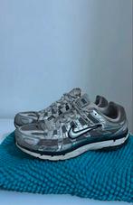 Nike P-6000 Metallic Silver, Ophalen of Verzenden, Zo goed als nieuw