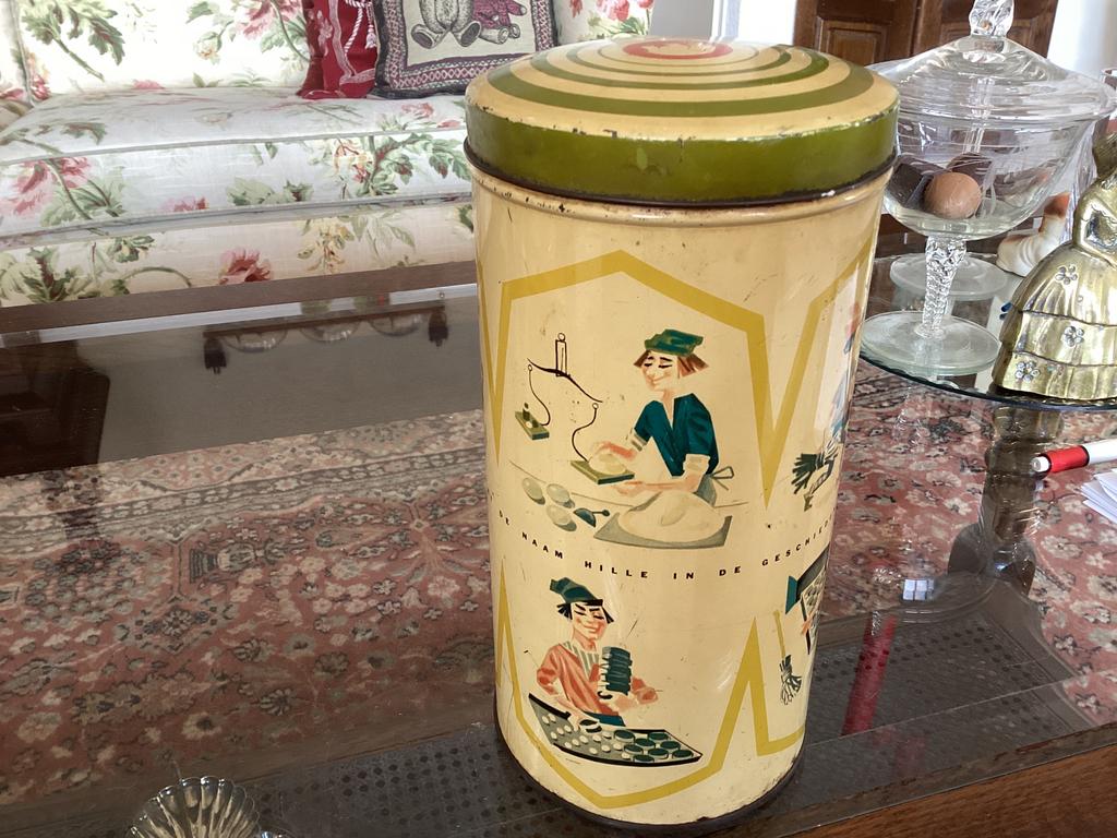 Hille beschuitbus //, Ophalen of Verzenden, Zo goed als nieuw