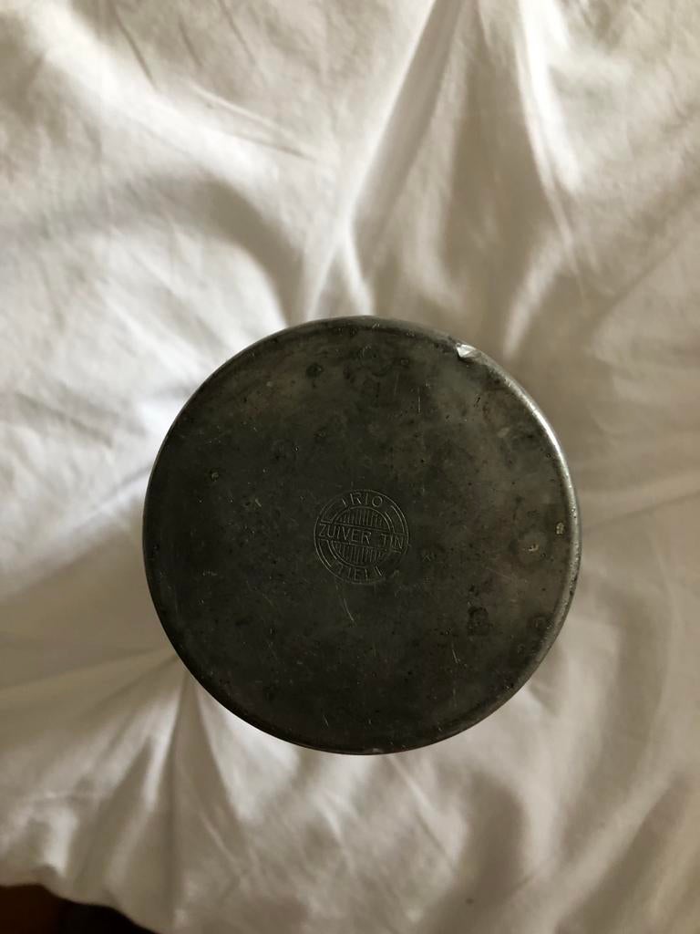 Vintage Tinnen Vaasje - 13,5 cm hoog met gebruikssporen, Ophalen