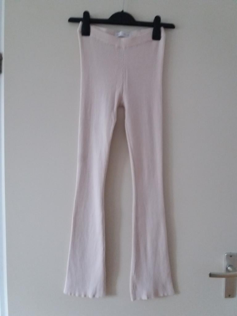 Superleuke ecru ribbelstof legging Zara mt 164, size 13-14, Kleding | Dames, Leggings, Maillots en Panty's, Legging, Maat 36/38 (S)