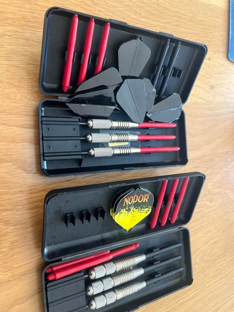 Dartpijlen set met extra flights en shafts, Ophalen of Verzenden, Nieuw, Pijlen