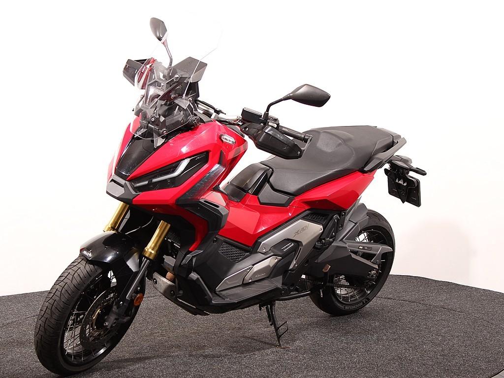 Honda X-ADV 750 - foto 3