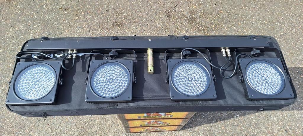 Eurolite LED KLS-200 RGB DMX lichtset incl. Case, Muziek en Instrumenten, Licht en Laser, Ophalen, Gebruikt, Licht