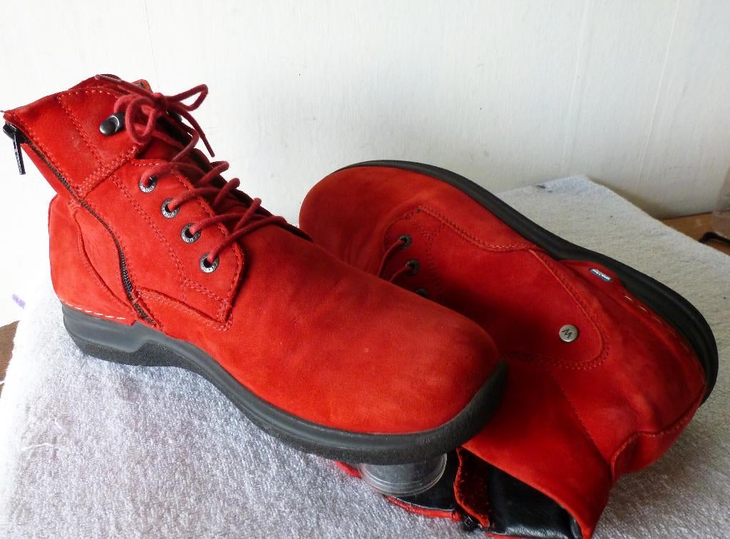 Wolky, mooie rode dames wandelschoenen maat: 44, Sport en Fitness, Bergsport en Wandelen, Verzenden, Zo goed als nieuw, Schoenen