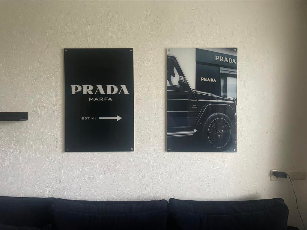 Prada schilderijen, Huis en Inrichting, Ophalen of Verzenden, Zo goed als nieuw, Schilderij, 75 tot 100 cm