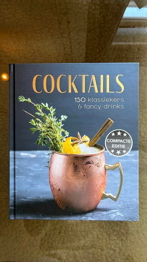 Cocktails 150 klassiekers & fancy drinks, Ophalen of Verzenden, Nieuw, Overige typen