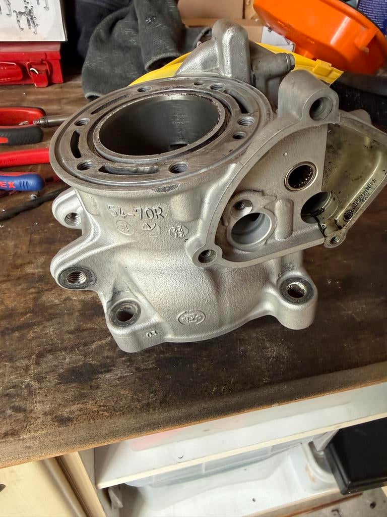 KTM 125 cc cilinder, Motoren, Ophalen of Verzenden, Gebruikt