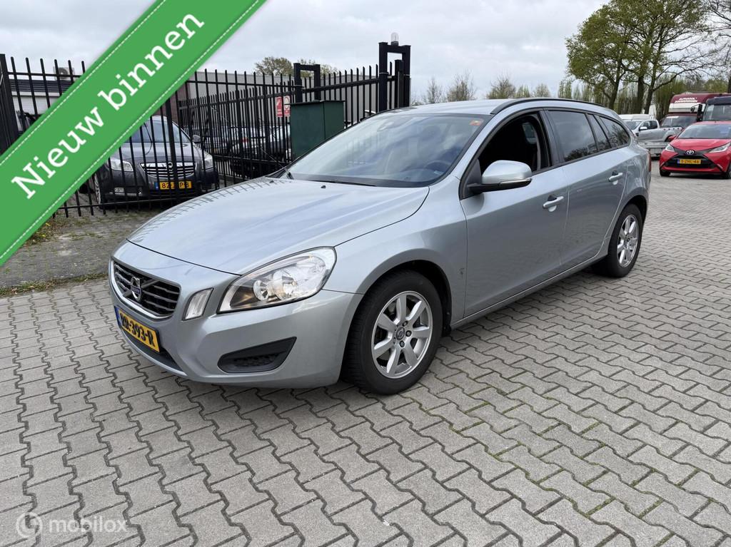 Volvo V60 2.0 D3 goed onderhouden nette auto zeer mooi, Auto's, Volvo, Bedrijf, Te koop, V60, ABS, Airbags, Airconditioning, Alarm