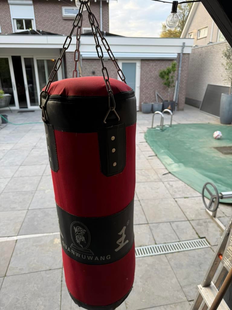 Nette bokszal, Ophalen, Zo goed als nieuw, Bokszak