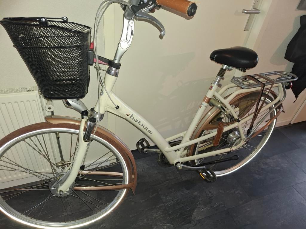 Damesfiets batavus, Fietsen en Brommers, Fietsen | Dames | Damesfietsen, Ophalen, Zo goed als nieuw, Batavus