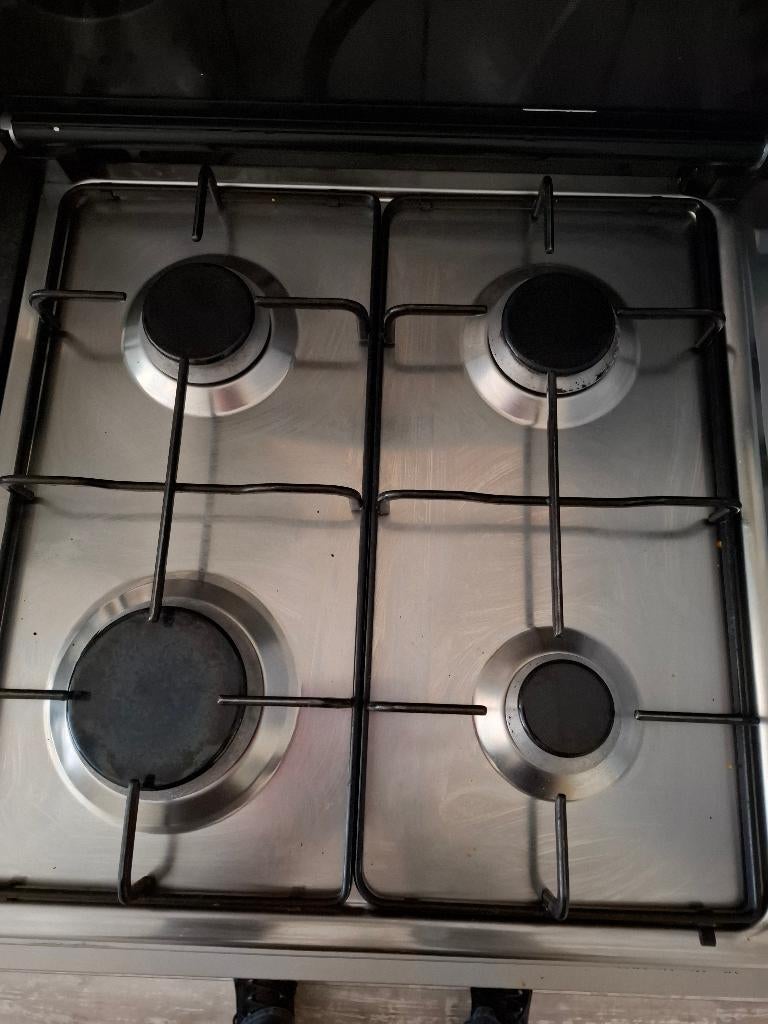 Etna 4 pits gastel +slang en gaskraan, Gebruikt, Minder dan 85 cm, Gas, Vrijstaand