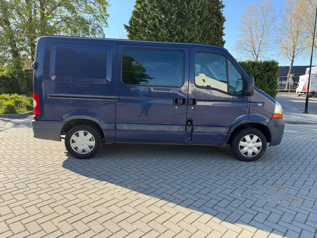 Te koop Renault Master T28 2.5 DCI L1h1  2004 rijd goed, Auto's, Bestelauto's, Particulier, ABS, Airbags, Centrale vergrendeling