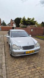Mercedes-Benz C-Klasse 2.0 C180 Sedan AUT 2001 Grijs, 1998 cc, Achterwielaandrijving, 4 cilinders, 129 pk