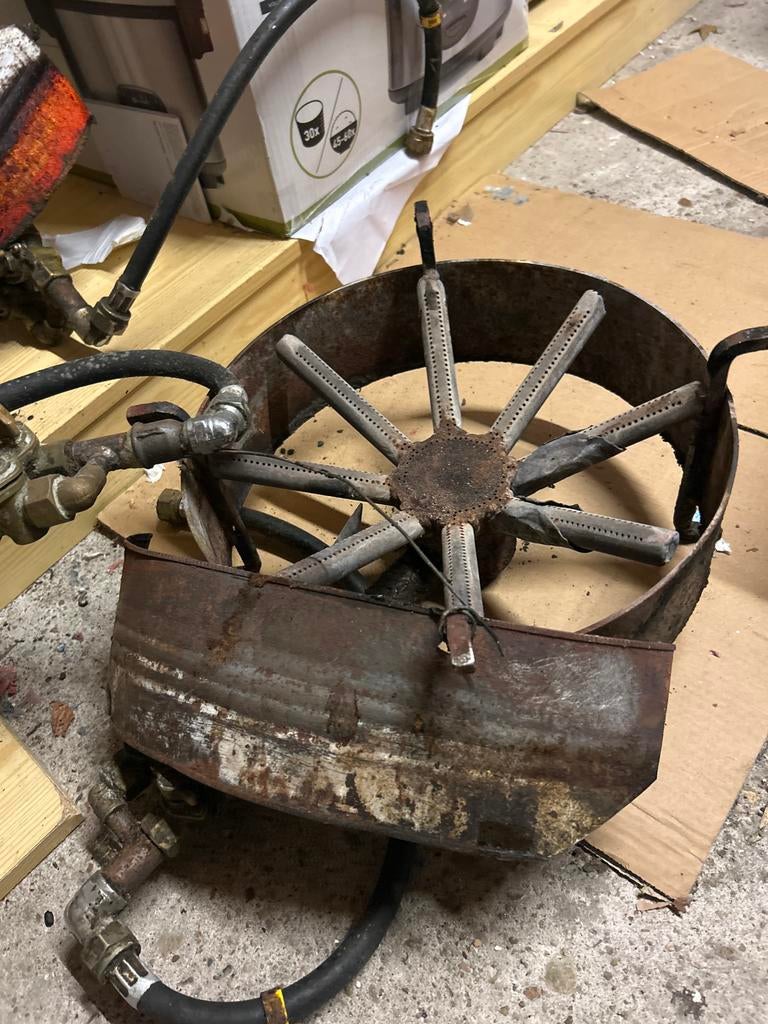 Oude gasbranders, Witgoed en Apparatuur, Fornuizen, Gebruikt, Vrijstaand, Gas, 3 kookzones of minder, Minder dan 85 cm, Minder dan 45 cm