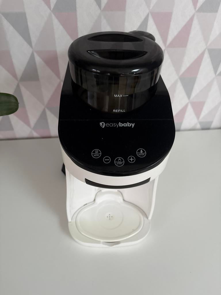 Easybaby Milk Maker, als nieuw: Maakt het leven makkelijk!, Kinderen en Baby's, Babyvoeding en Toebehoren, Ophalen, Zo goed als nieuw
