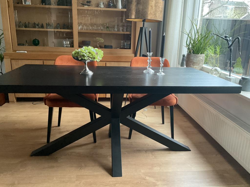 Zwarte eettafel, Eikenhout, Zo goed als nieuw, 150 tot 200 cm, Rechthoekig