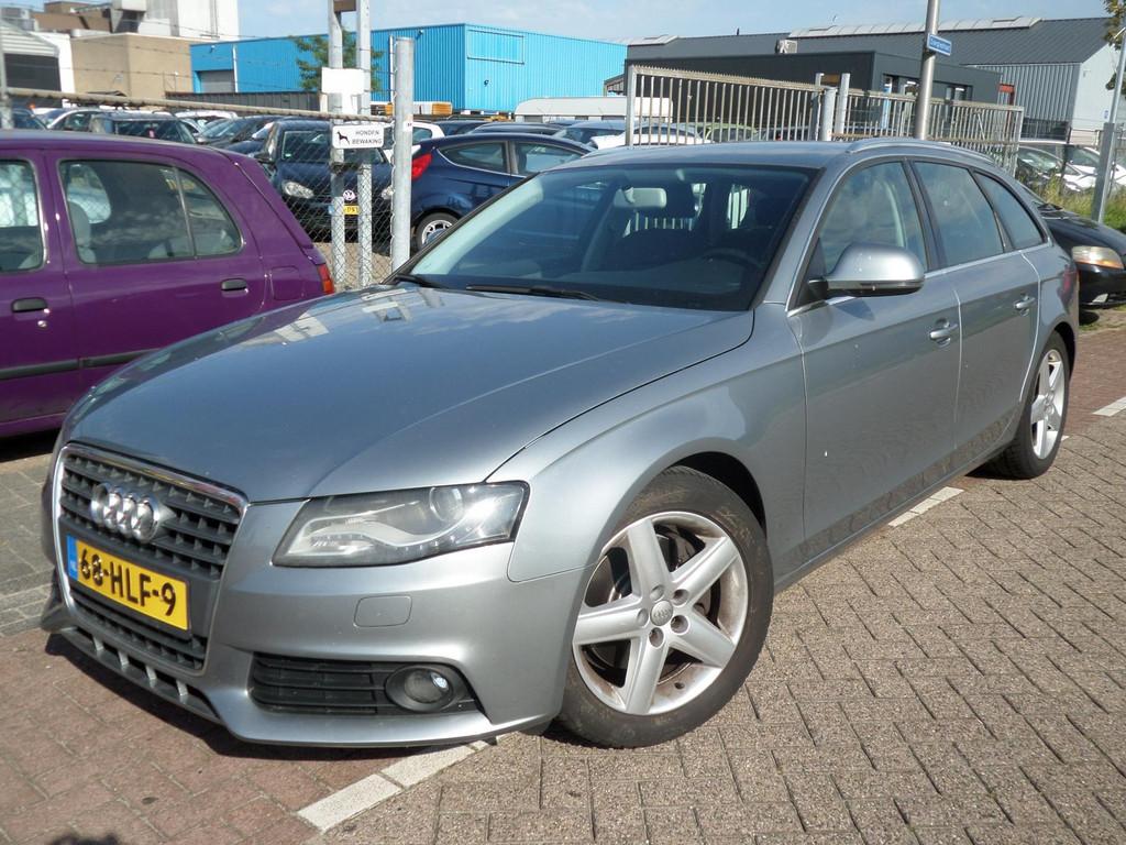 Audi A4 Avant 2.0 TFSI Pro Line Business, Auto's, Euro 5, Stof, Gebruikt, Zwart