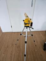 Laser waterpas met statief, Ophalen of Verzenden, Zo goed als nieuw, Overige meters