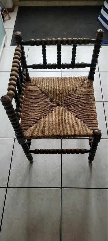 Houten stoel met rieten zitting, Huis en Inrichting, Stoelen, Ophalen