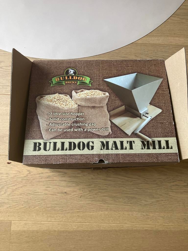Bulldog moutmolen / schrootmolen, Hobby en Vrije tijd, Overige Hobby en Vrije tijd, Ophalen of Verzenden, Nieuw