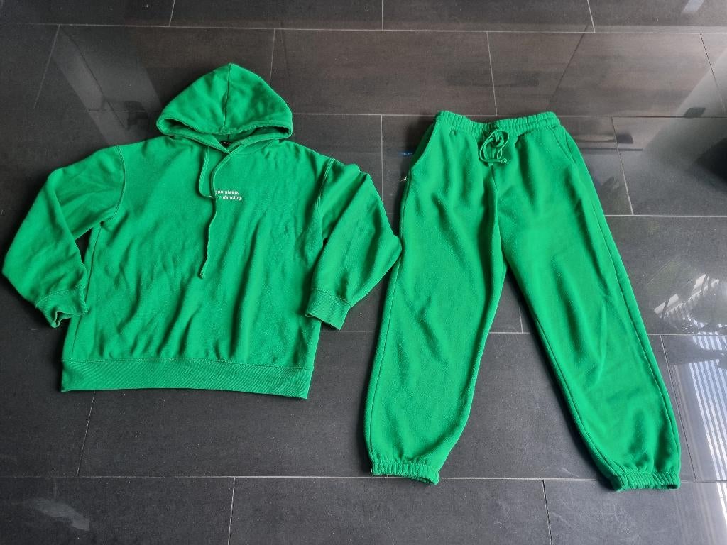 Zara Jogging Pak Maat S, Kleding | Dames, Overige typen, Ophalen of Verzenden, Maat 36 (S), Gedragen