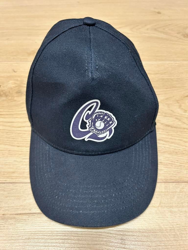 Honkbal vereniging catch pet, Sport en Fitness, Honkbal en Softbal, Ophalen, Zo goed als nieuw, Kleding