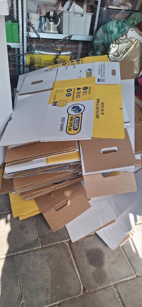 Grote partij gebruikte verhuisdozen en opslagdozen, Ophalen, 40 tot 60 cm, Opvouwbaar, 50 tot 75 cm
