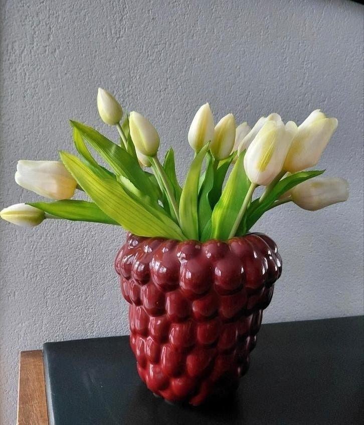 Daan Kromhout Raspberry Vaas - Bordeaux/Burgundy - 18cm, Ophalen, Aardewerk of Porselein, Zo goed als nieuw, Minder dan 50 cm