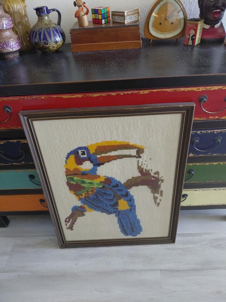 Vintage schilderij vogel toekan jaren 70 geborduurd, Ophalen