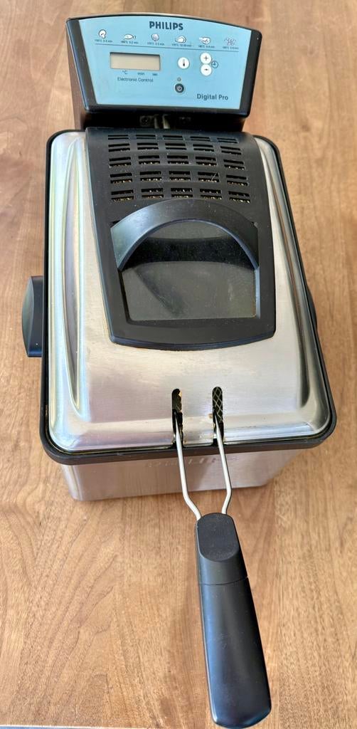 Philips HD6161 friteuse, inhoud 3,5 liter, luchtfilter, 3 tot 4 liter, Ophalen of Verzenden, Zo goed als nieuw, Uitneembare binnenpan