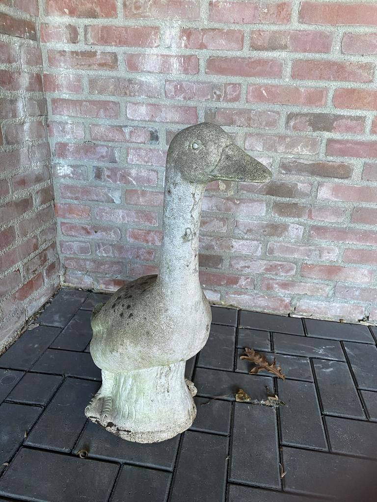 Mooie betonnen gans voor in de tuin, Ophalen, Gebruikt, Beton, Dierenbeeld