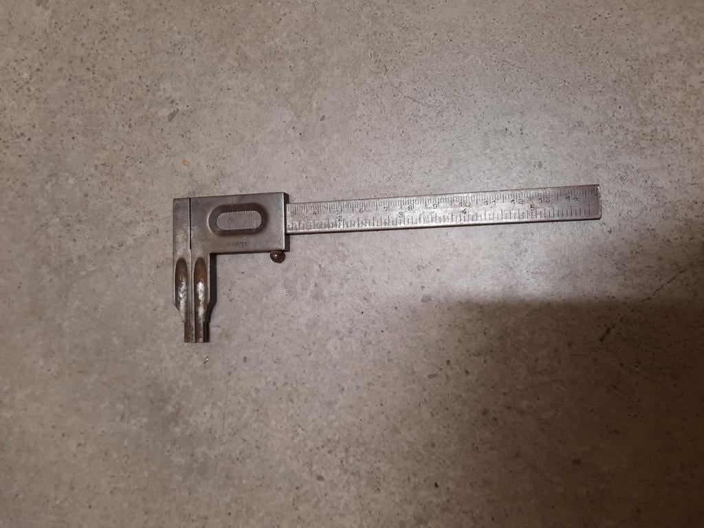 Aparte oude schuifmaat voor remvoering? Oldtimer, Antiek en Kunst, Antiek | Gereedschap en Instrumenten, Ophalen of Verzenden